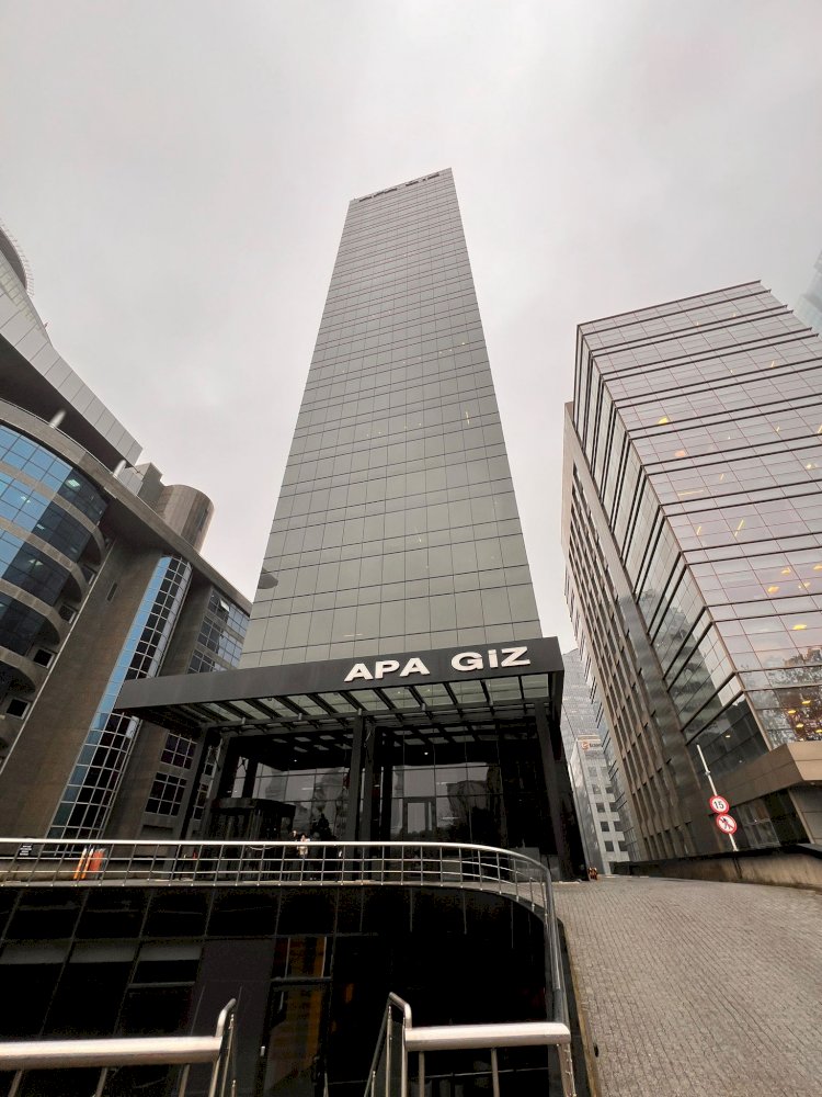 Büyükdere caddesi Apa Giz Plaza